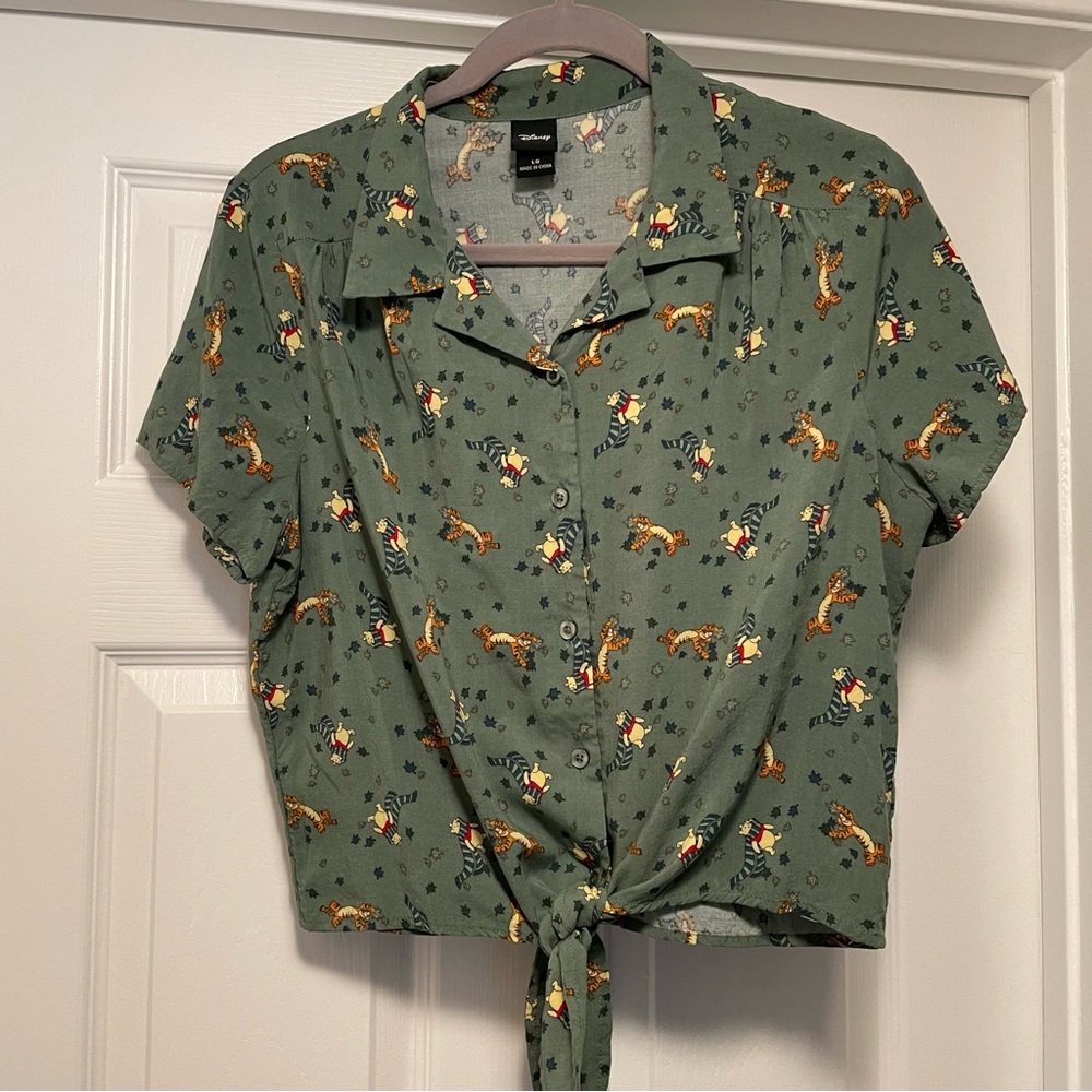 BoxLunch Disney Winnie the Pooh tie front top